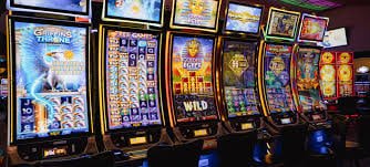 omuttogel live-dealer studio setup with HD cameras and professional croupiers